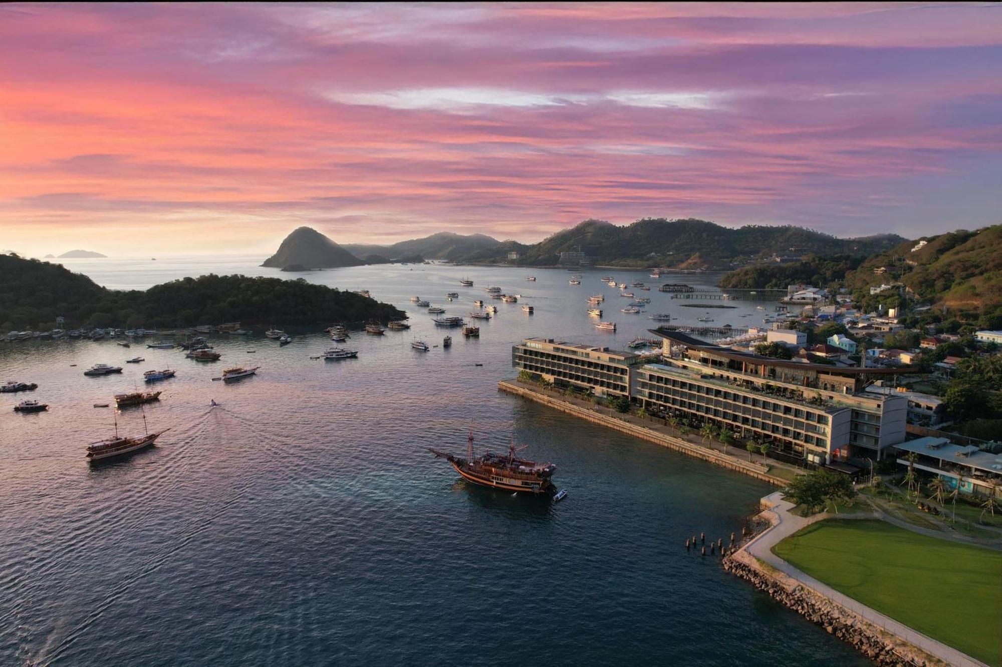 Meruorah Komodo Labuan Bajo Exterior photo