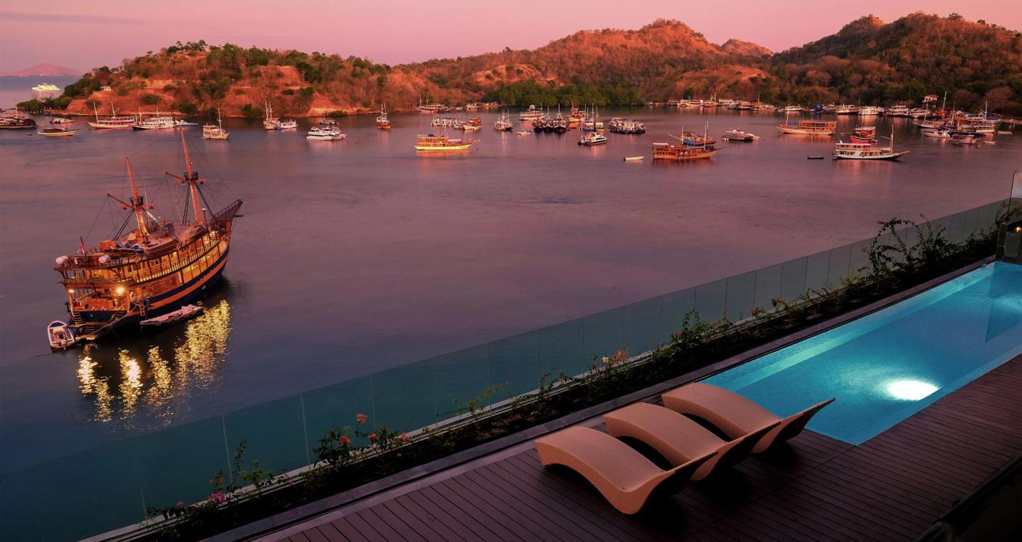 Meruorah Komodo Labuan Bajo Exterior photo