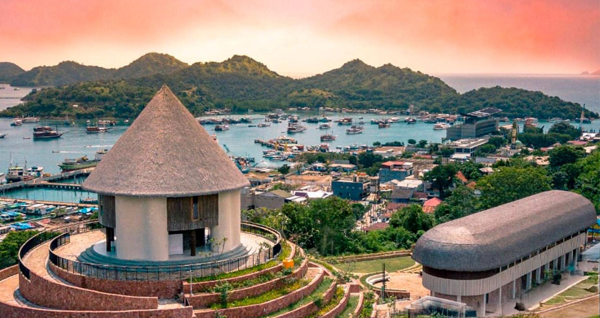 Meruorah Komodo Labuan Bajo Exterior photo