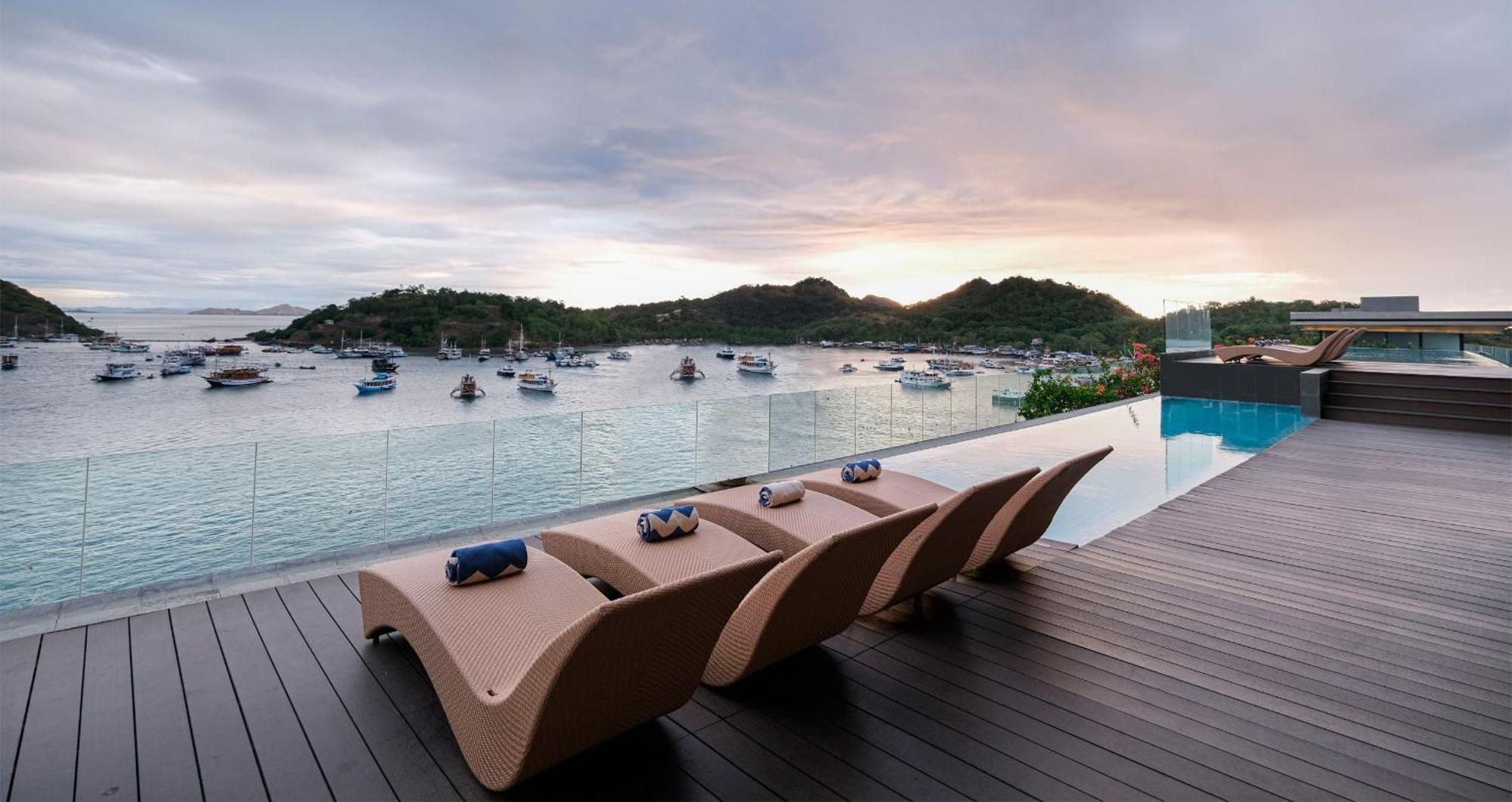 Meruorah Komodo Labuan Bajo Exterior photo